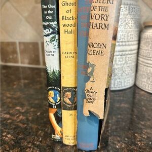 Vintage Nancy Drew Books